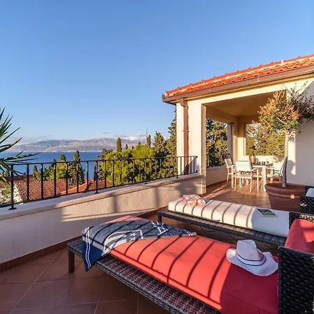 فيلة Sunrise - Charme Holidays سوتيفان